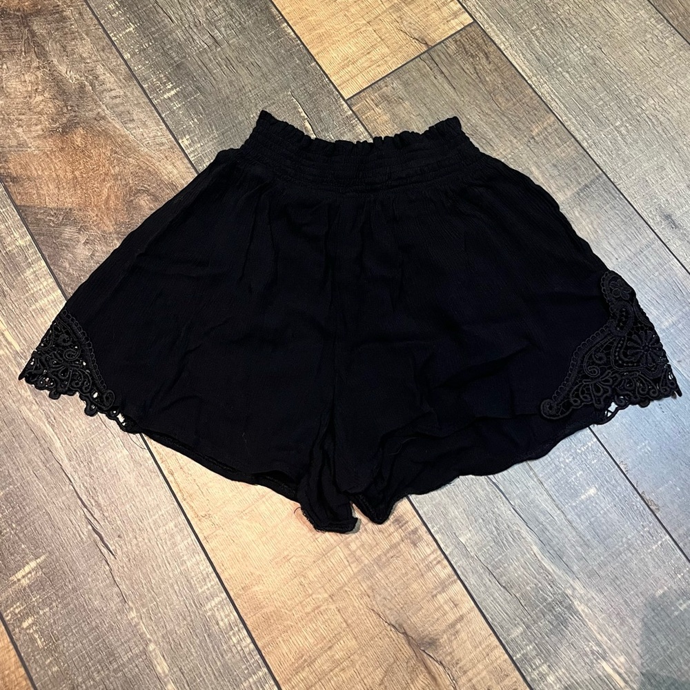 Ardene Black High Waist Lace Trim Shorts